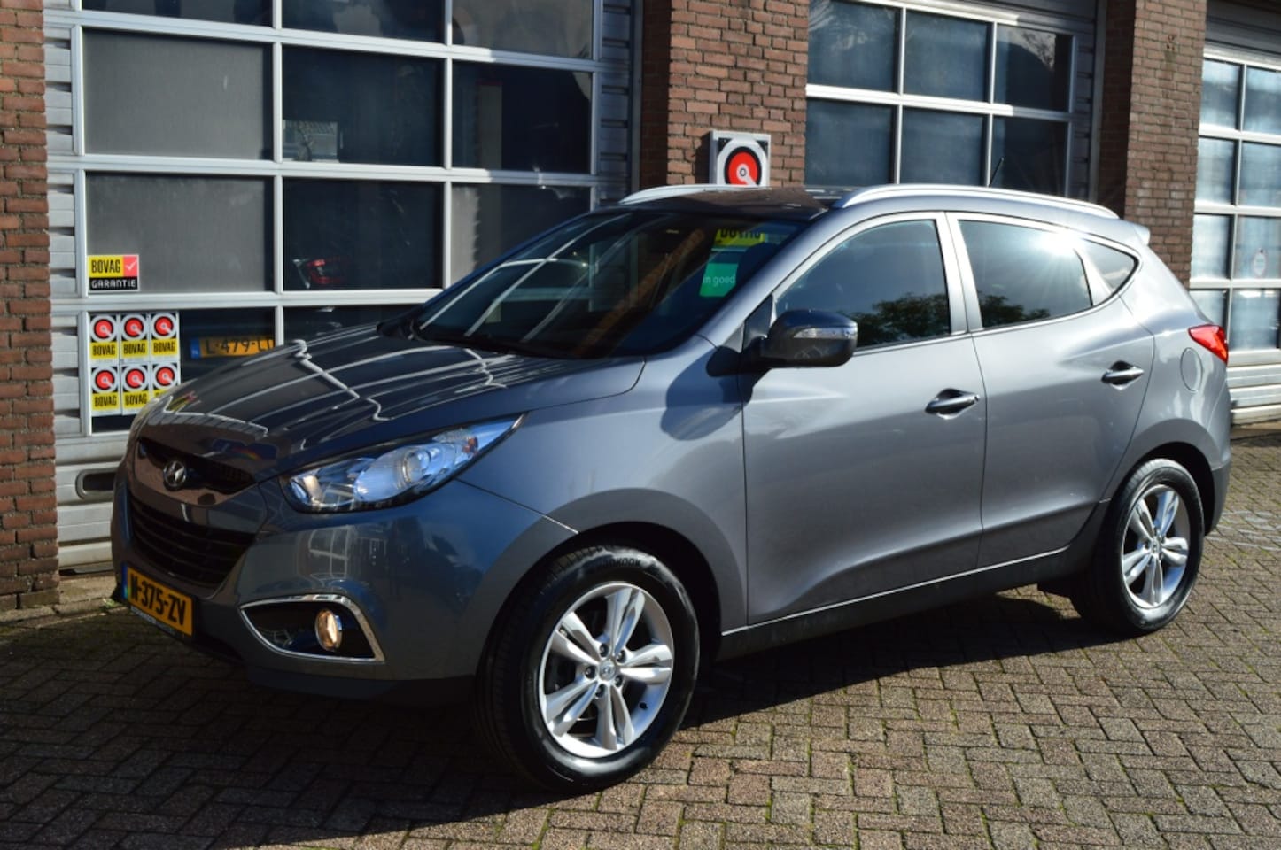 Hyundai ix35 - 1.6i GDI i-Magine 1.6i GDI i-Magine, Stoelverwarming Leder, Trekhaak - AutoWereld.nl