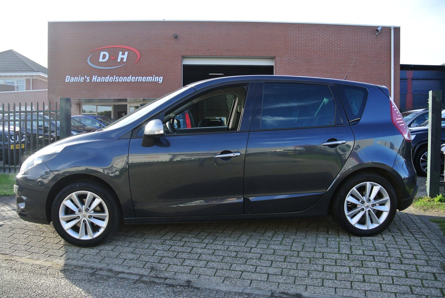 Renault Scénic - 1.4 TCE Celsium airco nieuwe apk inruil mogelijk nap - AutoWereld.nl