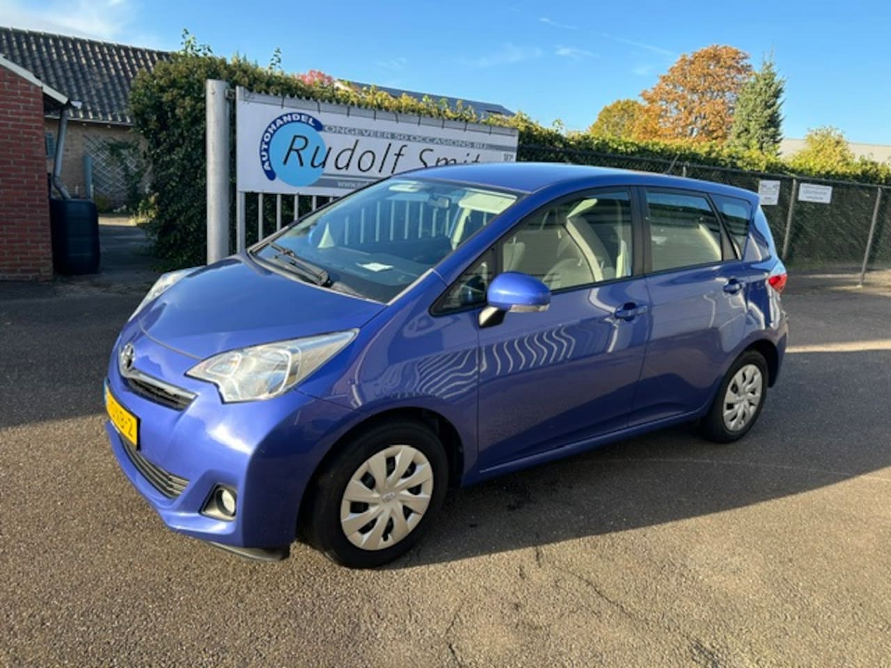 Toyota Verso S - 1.3 VVT-i Aspiration 1.3 VVT-i Aspiration - AutoWereld.nl