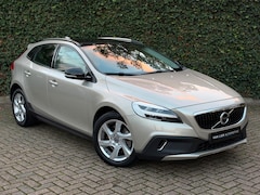 Volvo V40 Cross Country - 2.0 D3 Nordic+ | Leder | Pano | Camera | Memory