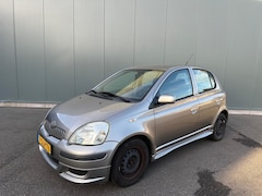 Toyota Yaris - 1.3 VVT-i Terra