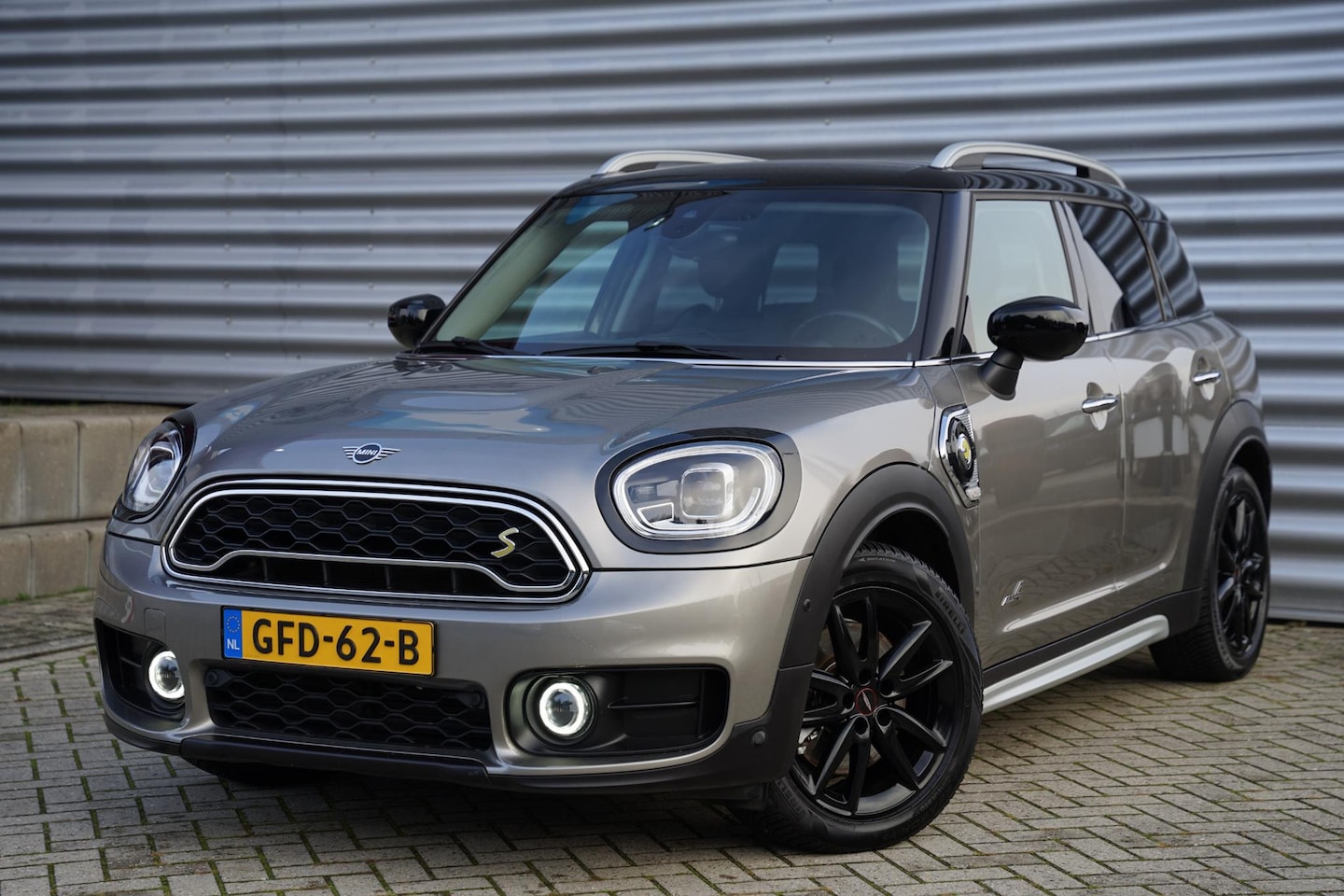 MINI Countryman - 1.5 Cooper S E ALL4 225pk Aut. Carplay Trekh. Navi - AutoWereld.nl