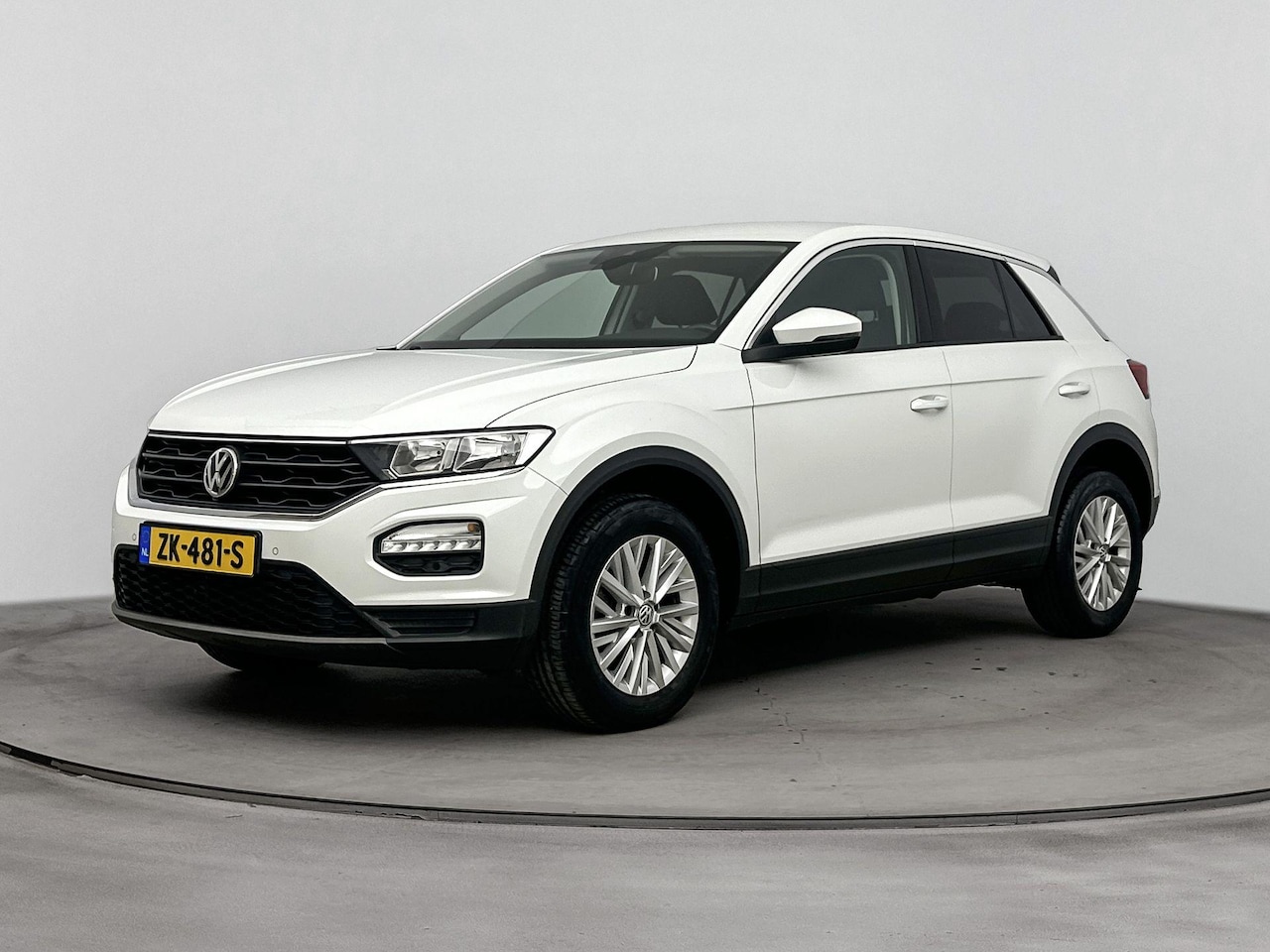 Volkswagen T-Roc - 1.0 TSI Style | 1e EIGENAAR | STOELVERWARMING | ADAPTIEF CRUISECONTROL | PARKEERSENSOREN V - AutoWereld.nl