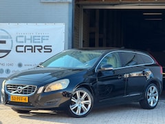 Volvo V60 - 1.6|NAP|AIRCO|CRUISE|NAVI|LEER|PDC|DISTRIBUTIE VV