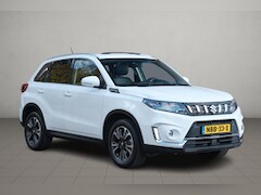 Suzuki Vitara - 1.5 Hybrid Aut. Style - Panoramadak - Adaptieve cruise - Achteruitrijcamera - Dodehoekdete