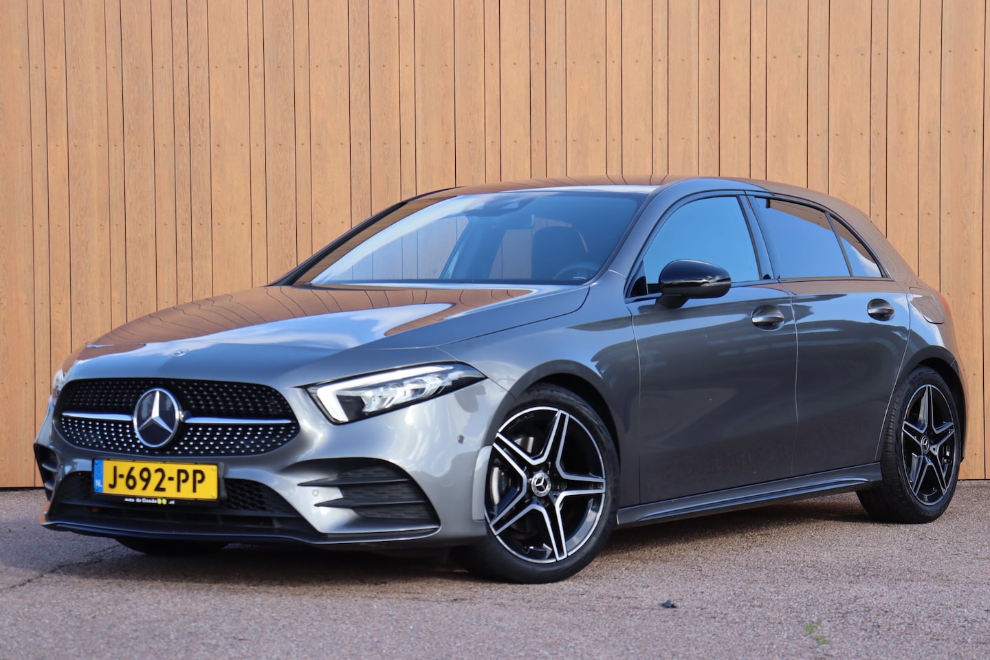 Mercedes-Benz A-klasse - 180 Business Solution AMG Org.NL camera carplay stoelverwarming - AutoWereld.nl