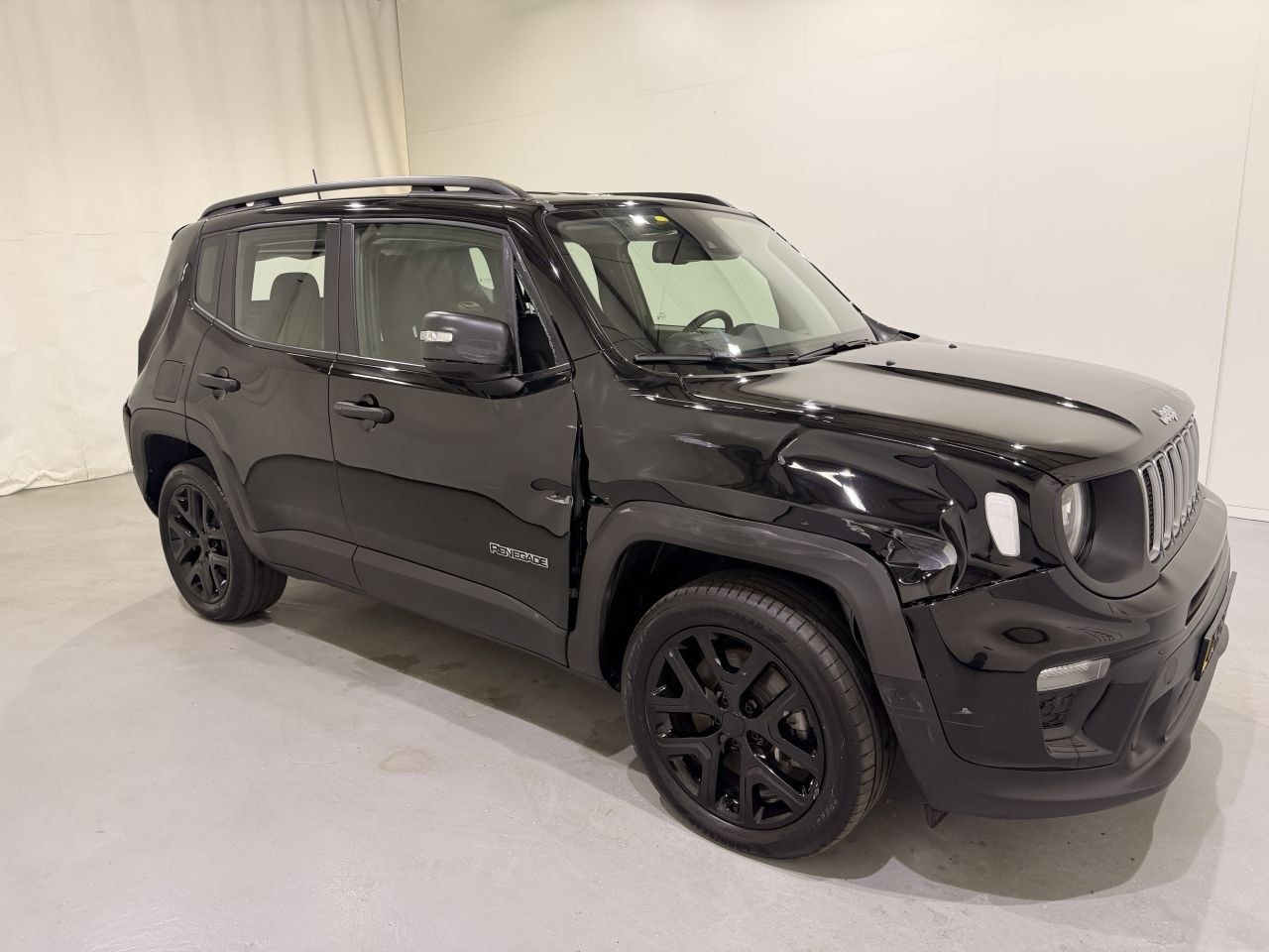 Jeep Renegade - 4xe 190 Plug-in-Hybrid Electric Summum - AutoWereld.nl