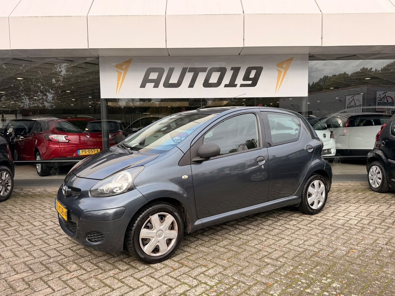 Toyota Aygo - 1.0-12V Access 1.0-12V Access - AutoWereld.nl