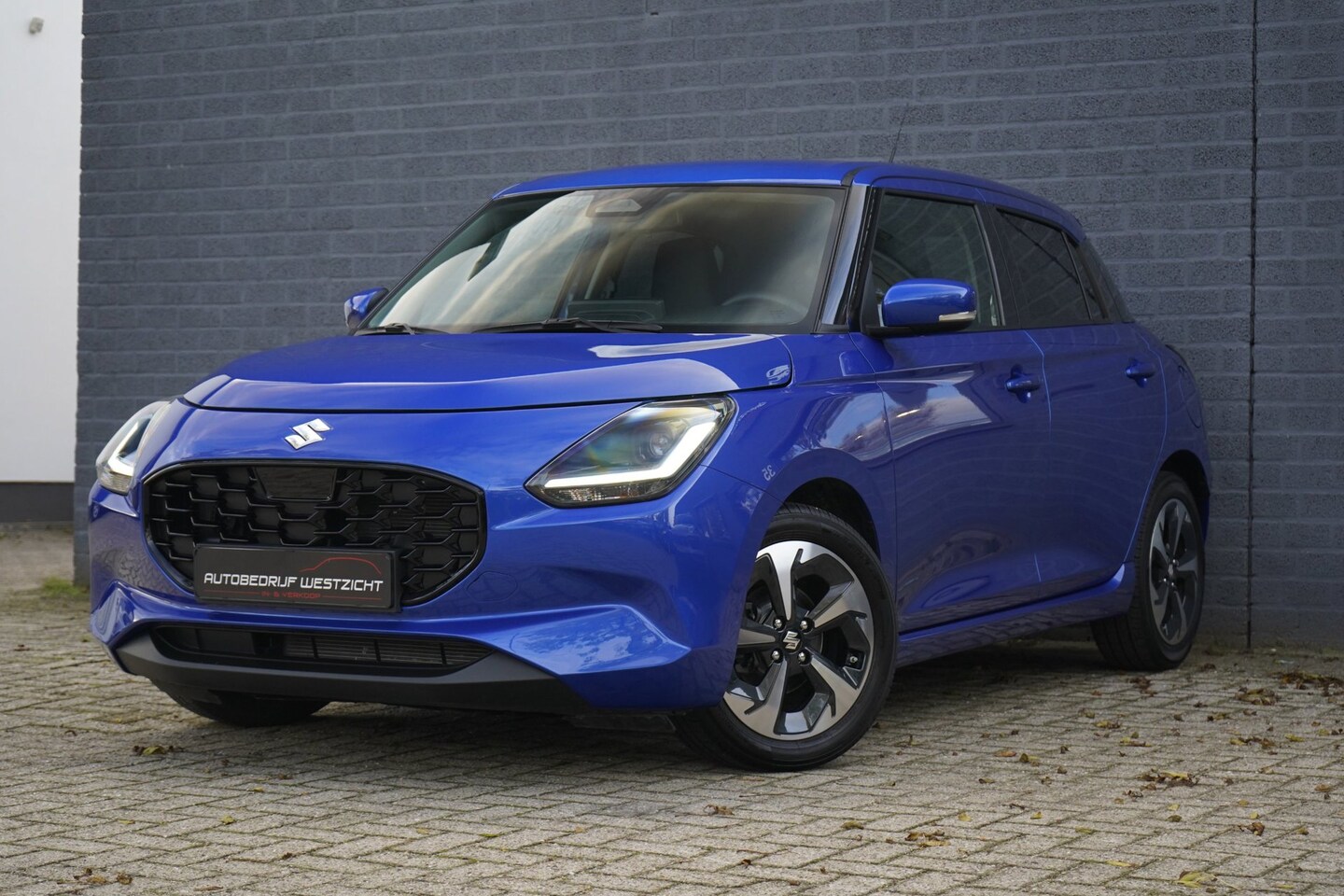Suzuki Swift - 1.2 Style Smart Hybrid 1.2 Style Smart Hybrid, Carplay, Led, Acc - AutoWereld.nl