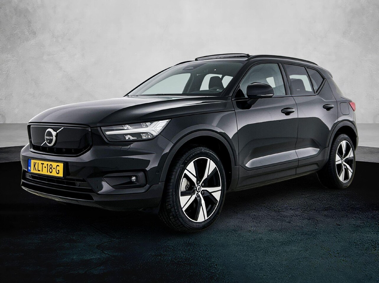 Volvo XC40 - 230pk Recharge Pro Automaat | 360 Camera | Navigatie | Elektrische Achterklep | Schuif-/Ka - AutoWereld.nl