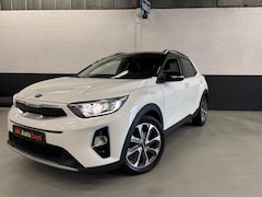 Kia Stonic - 1.0 T-GDi Dynamic Plus Line Automaat | NAVI | PDC | Stoelverwarming | Camera