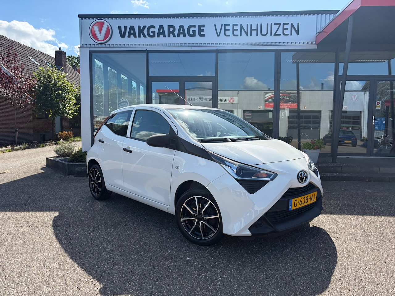 Toyota Aygo - 1.0 VVT-i x-fun|Rijklaar prijs|Lichtmetaal|Airco|Bluetooth| - AutoWereld.nl