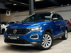 Volkswagen T-Roc - 1.5 TSI Sport *Pano/Carplay/Stoelverwarming/Automaat