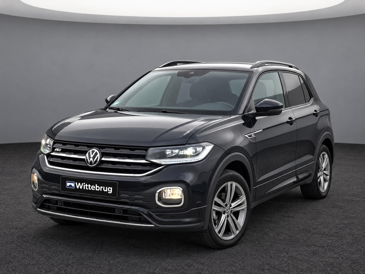 Volkswagen T-Cross - 1.5 TSI 150pk R-Line DSG Automaat / Navigatie PRO / LM 17 inch / Parkeersensoren / Camera - AutoWereld.nl