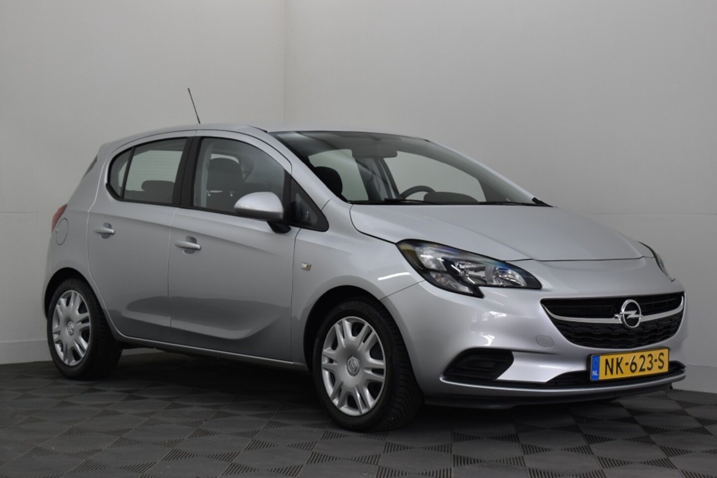 Opel Corsa-e - 1.4 90PK EDITION - AutoWereld.nl
