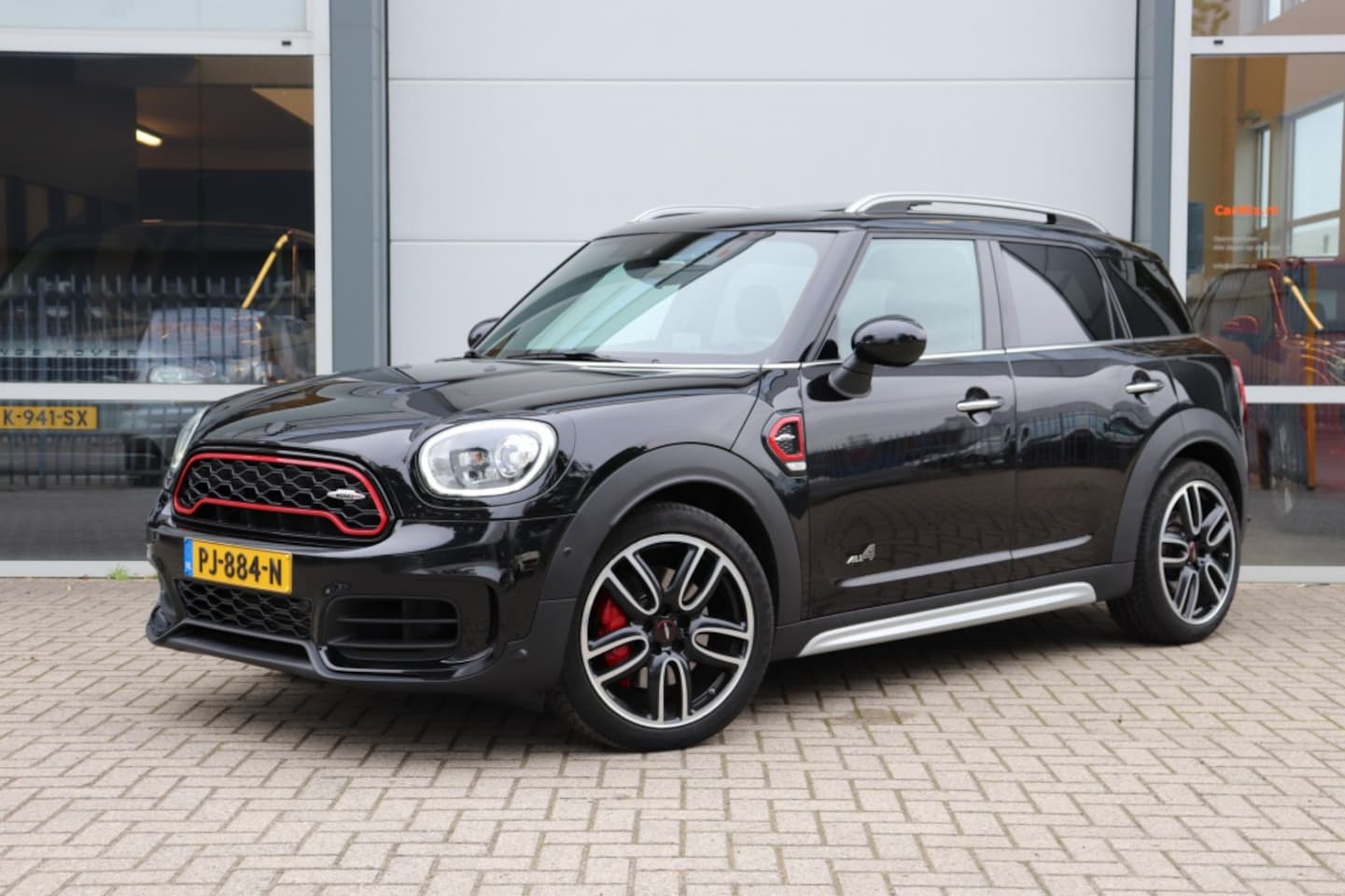 MINI Countryman - 2.0 (233PK) John Cooper Works ALL4 Chili JCW/ORIG.NL/PAN.DAK/19inch - AutoWereld.nl