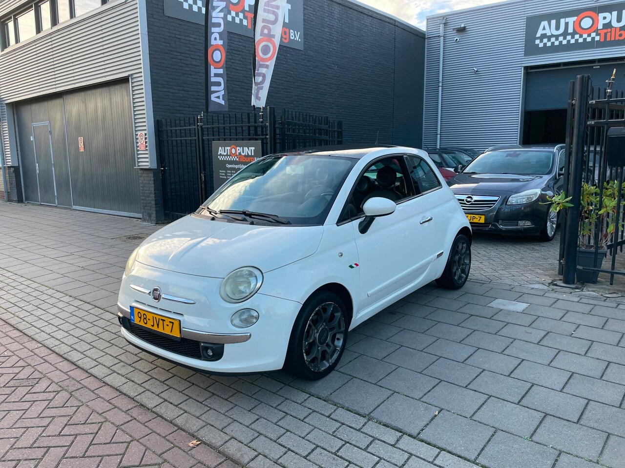 Fiat 500 - 1.2 Lounge Sport Panoramadak Airco NAP APK - AutoWereld.nl