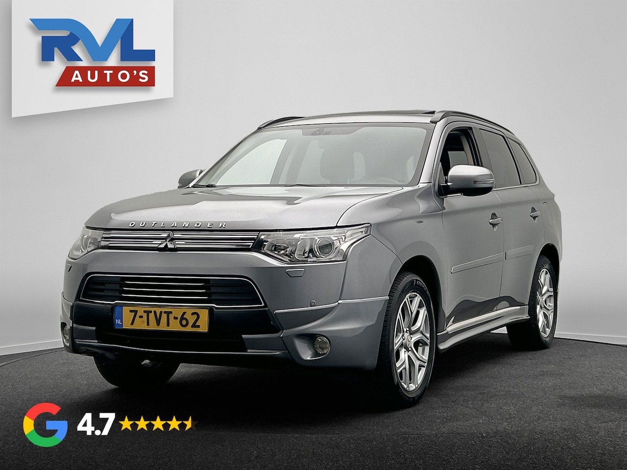 Mitsubishi Outlander - 2.0 PHEV Instyle | Origineel NL | Panoramadak | Trekhaak | Camera | Stoelverwarming | Elek - AutoWereld.nl