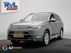 Mitsubishi Outlander - 2.0 PHEV Instyle | Origineel NL | Panoramadak | Trekhaak | Camera | Stoelverwarming | Elek
