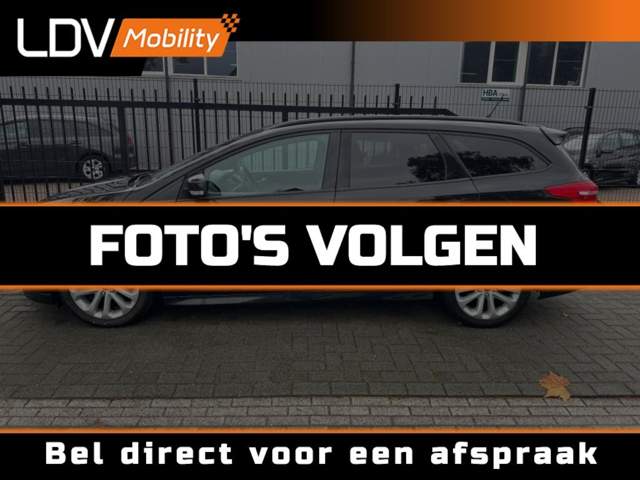 Ford Focus - 1.5 benzine ST-LINE / Automaat / 17 inch / Cruise / Stuurverwarming / boekjes aanwezig. - AutoWereld.nl