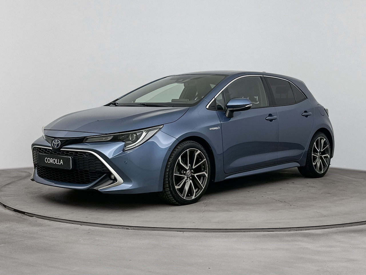 Toyota Corolla - 2.0 Hybrid Premium | Parkeersensoren V+A | Blindspot | Stoelverwarming | - AutoWereld.nl