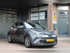 Toyota C-HR - 1.8 Hybrid Bi-Tone // Apple/Android carplay // Trekhaak // Stuur/Stoel verwarming
