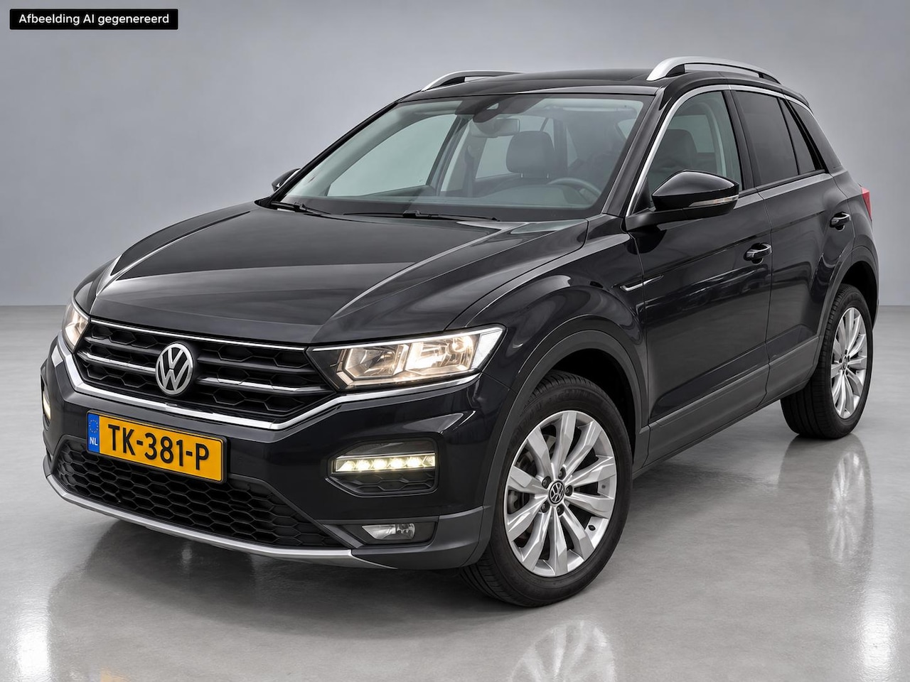 Volkswagen T-Roc - 1.0 TSI Style 116 PK | Navigatie | Climate Control | Parkeersensoren | Apple Carplay | And - AutoWereld.nl