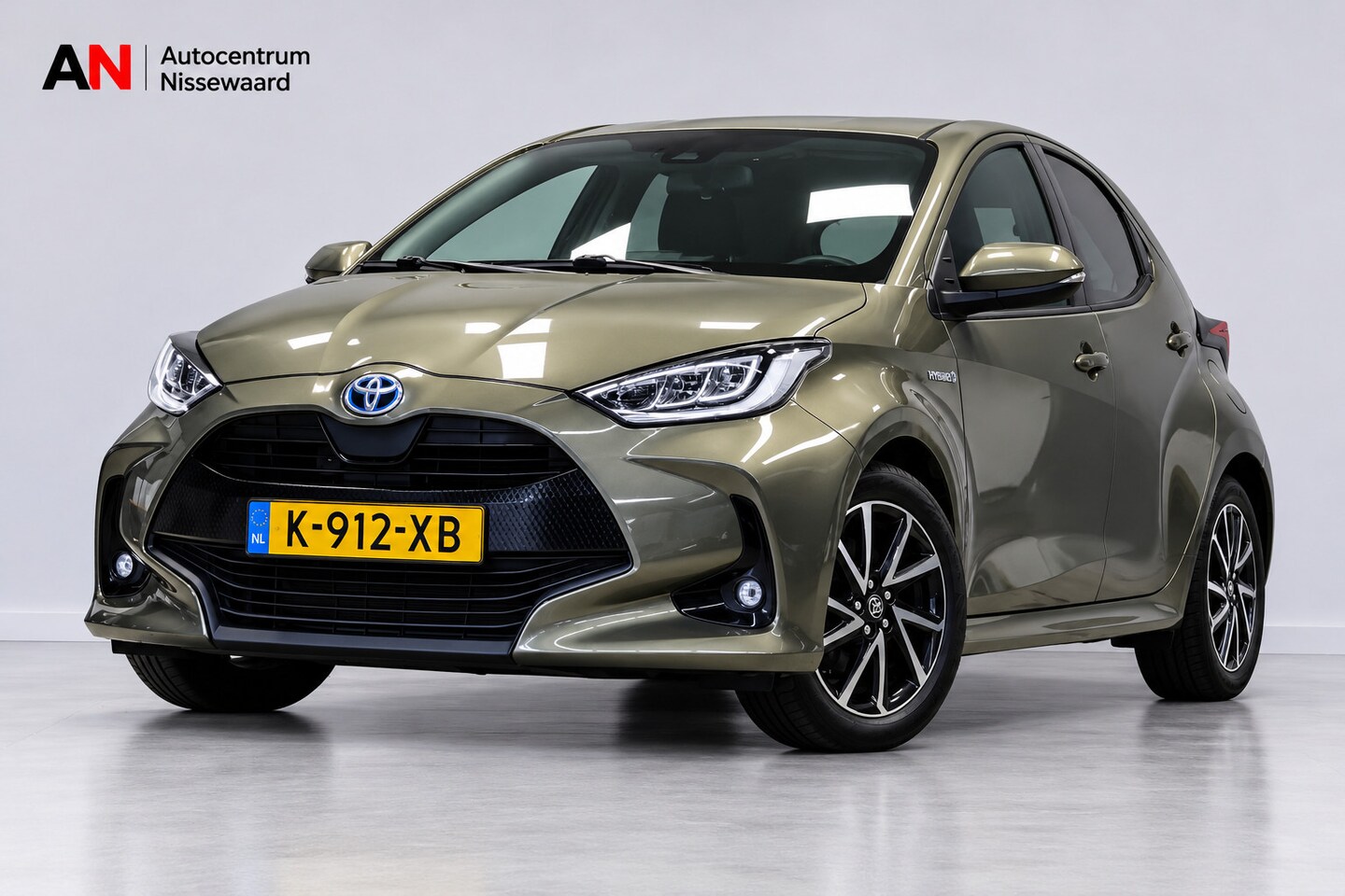 Toyota Yaris - 1.5 Hybrid Business Plus |Carplay|Cam| - AutoWereld.nl