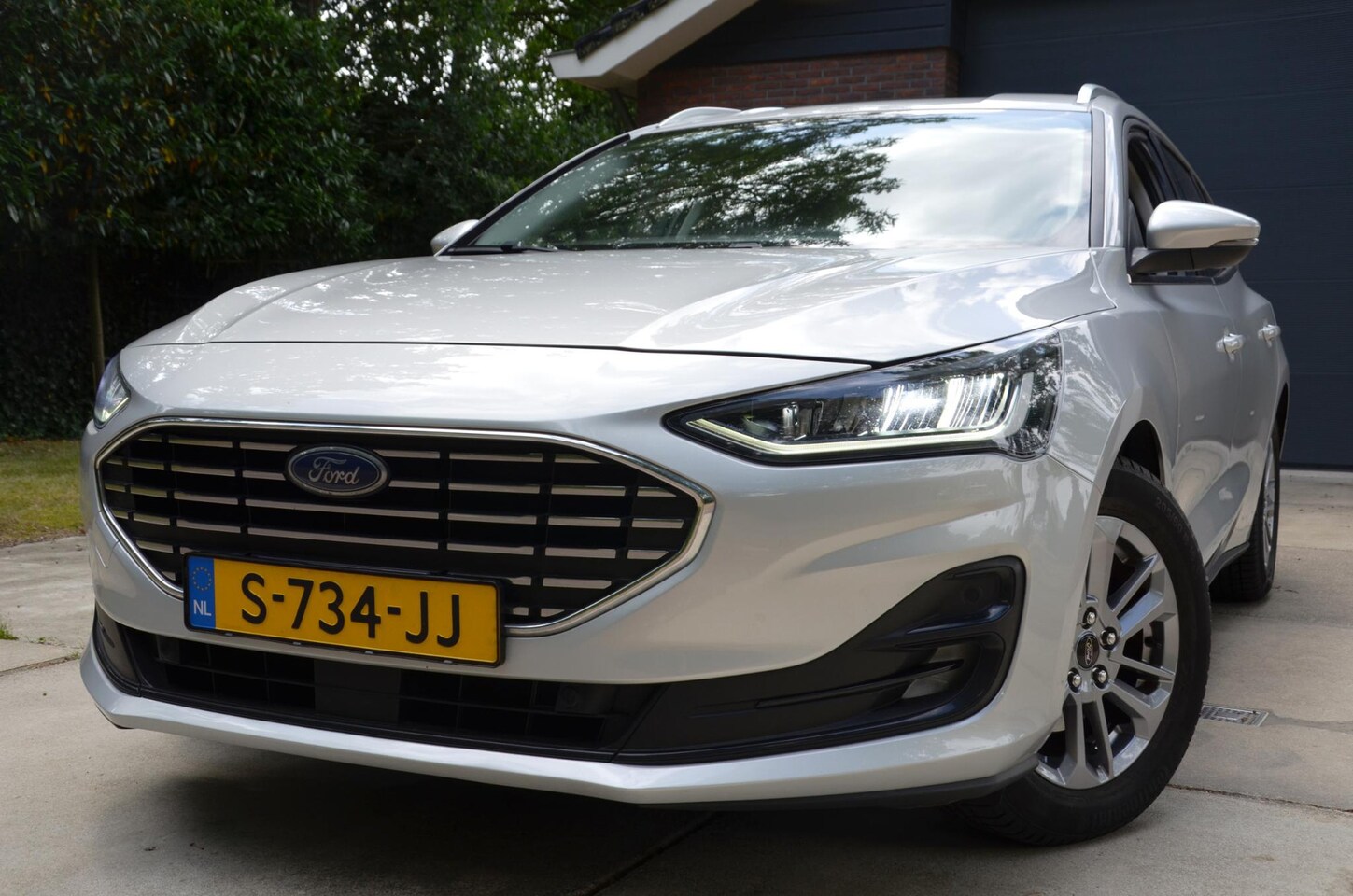 Ford Focus Wagon - 1.0 EcoBoost Hybrid Titanium Navi/Pdc/Ecc/Led/Apple Carplay/Android Auto/Privacy-Glas/Cr-C - AutoWereld.nl