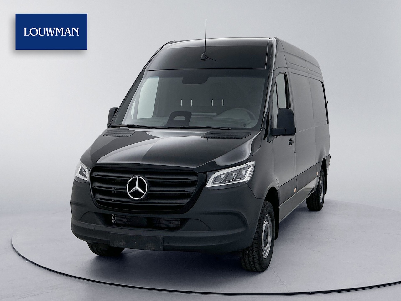Mercedes-Benz Sprinter - 317 CDI L2H2 Pro Navigatie 3500kg Trekhaak Betimmering Led Facelift BPM-vrij - AutoWereld.nl
