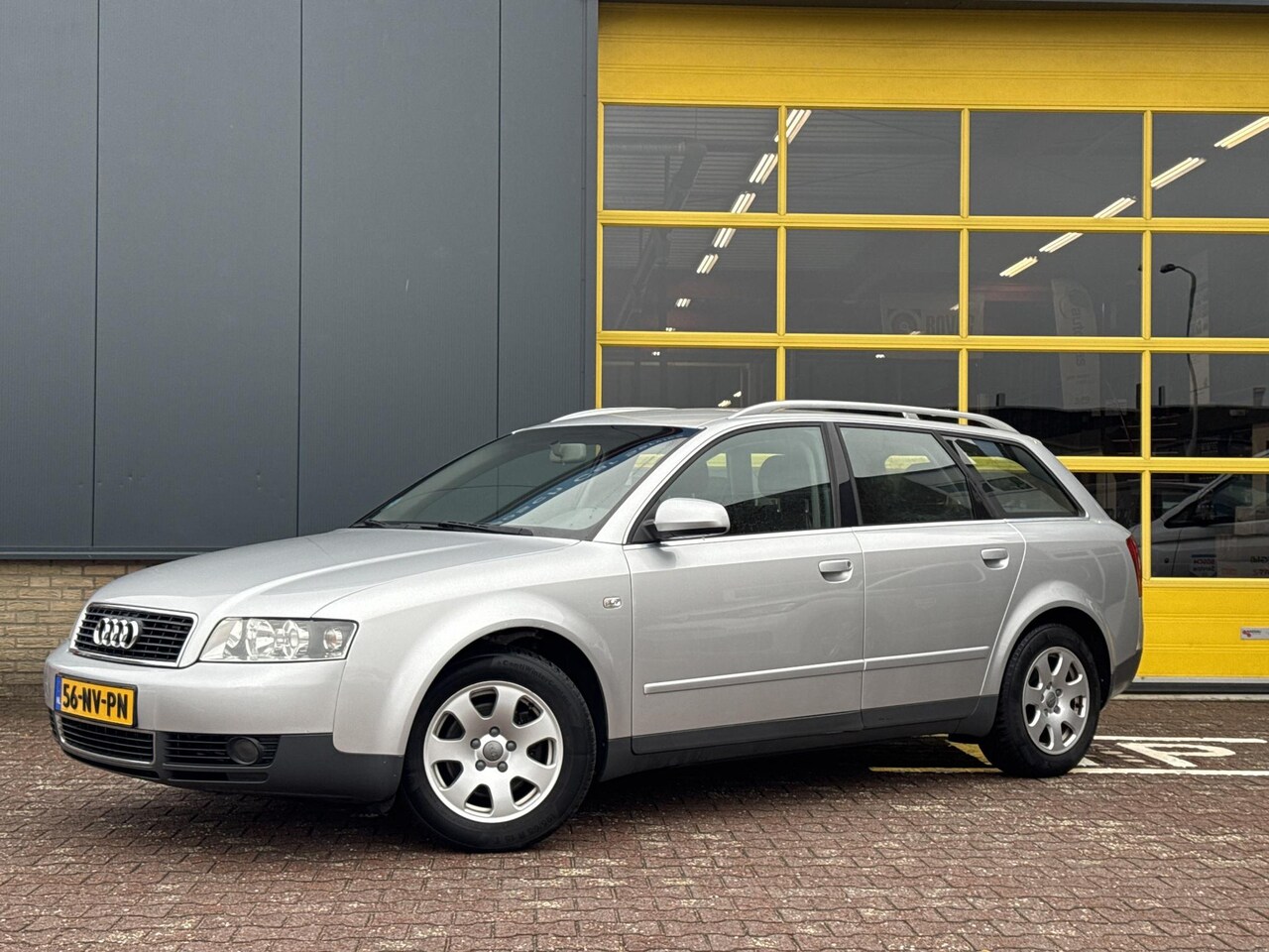 Audi A4 Avant - 2.0 MT Automaat  incl Garantie! - AutoWereld.nl