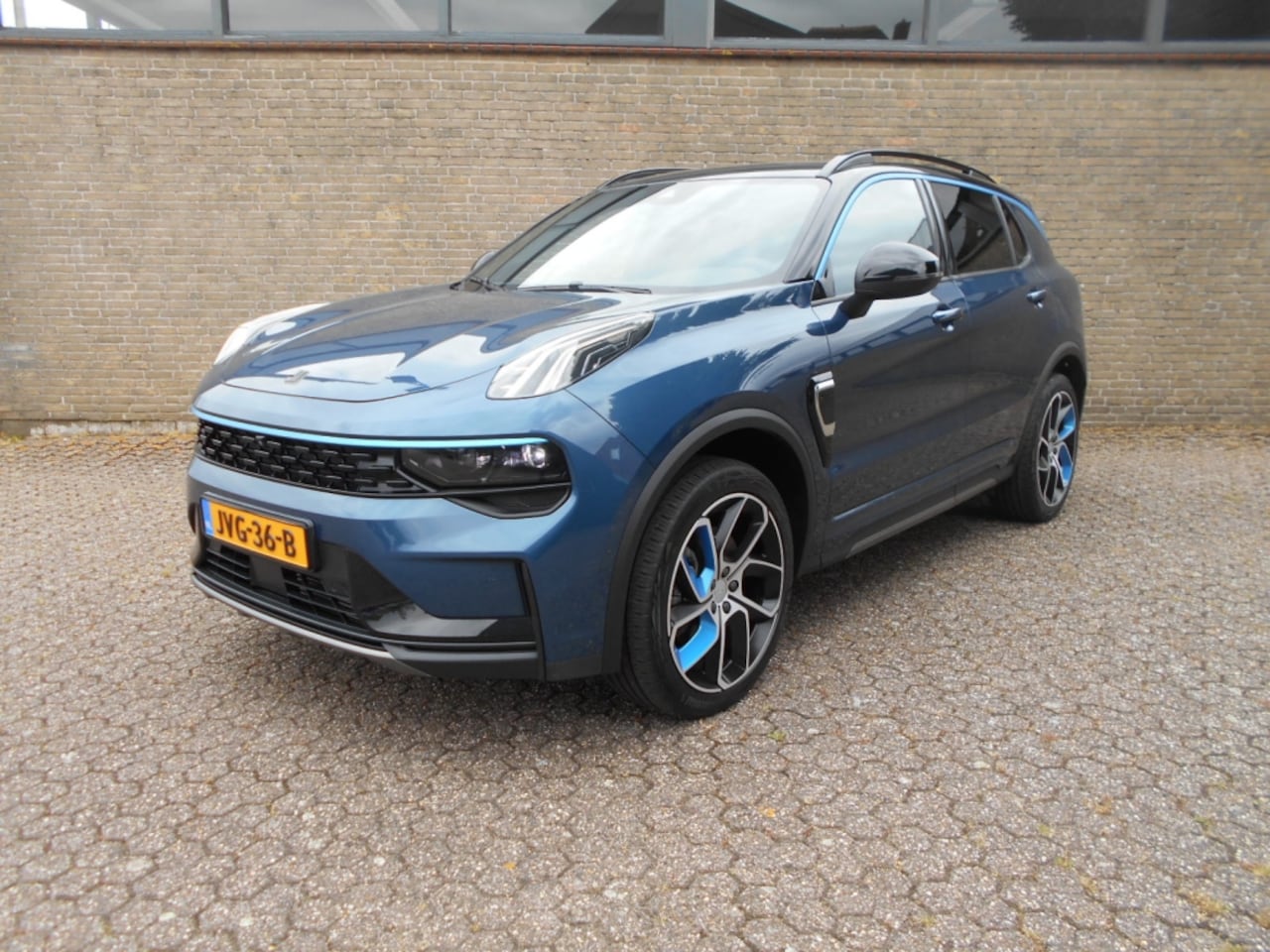Lynk & Co 01 - 1.5TD 261pk PHEV 7DCTH - AutoWereld.nl
