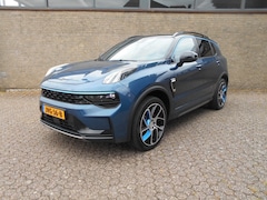 Lynk & Co 01 - 1.5TD 261pk PHEV 7DCTH