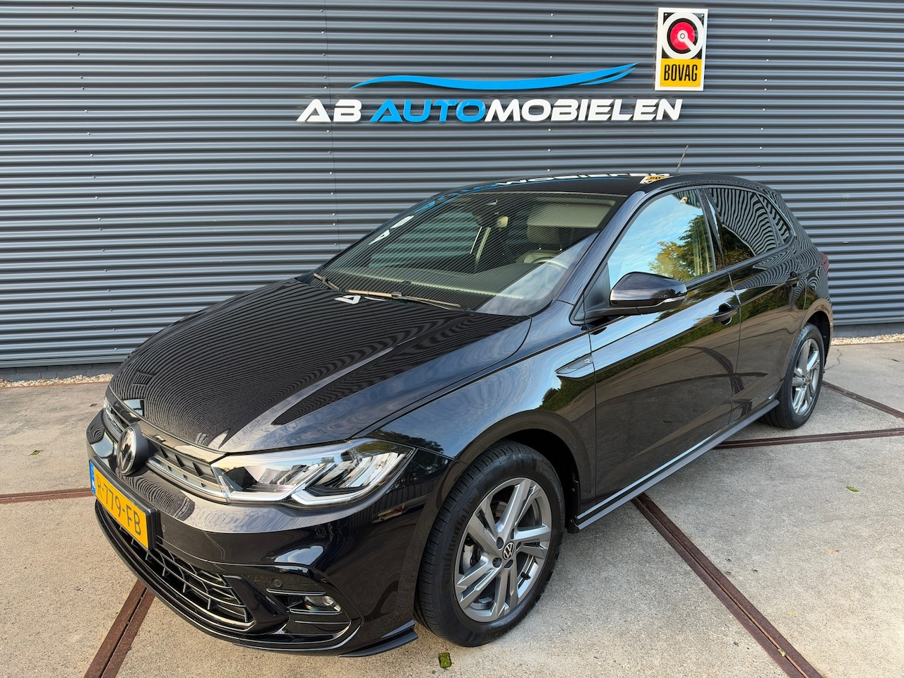 Volkswagen Polo - 1.0 TSI R-Line CAMERA/ CARPLAY PDC - AutoWereld.nl
