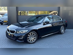 BMW 3-serie - 320i High Executive Edition M Sport Camera|Stoelverwarming
