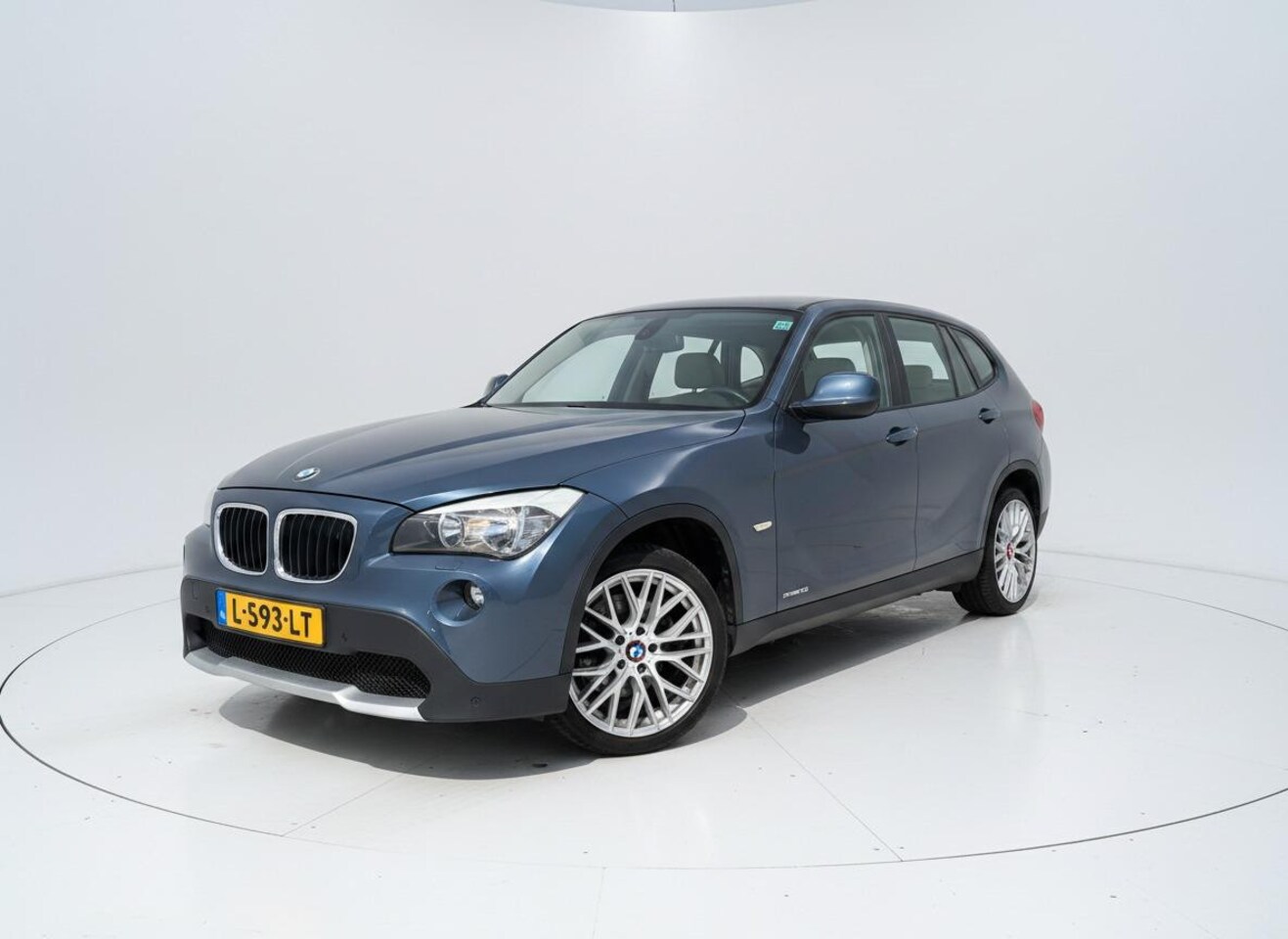 BMW X1 - sDrive18i Executive AUT LEER CRUISE - AutoWereld.nl