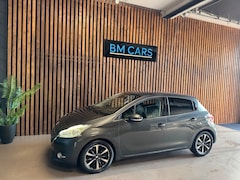Peugeot 208 - 1.4 VTi Griffe Airco, Trekhaak, Leder