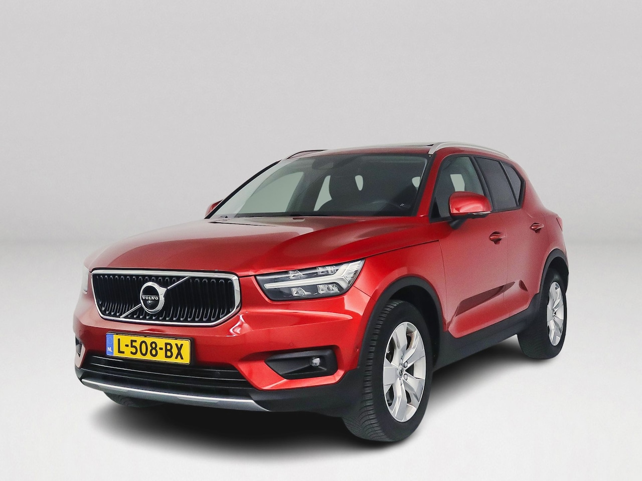 Volvo XC40 - T4 Inscription | Panoramadak | 360° camera | Stoel- en stuurverwarming | Harman Kardon | T - AutoWereld.nl