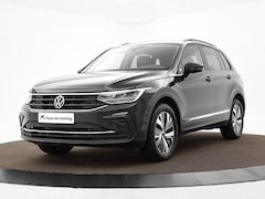 Volkswagen Tiguan - 1.4 TSI eHybrid 245pk DSG Life Business · Camera · Inklap. Trekhaak · Stuur- & Stoelverwar