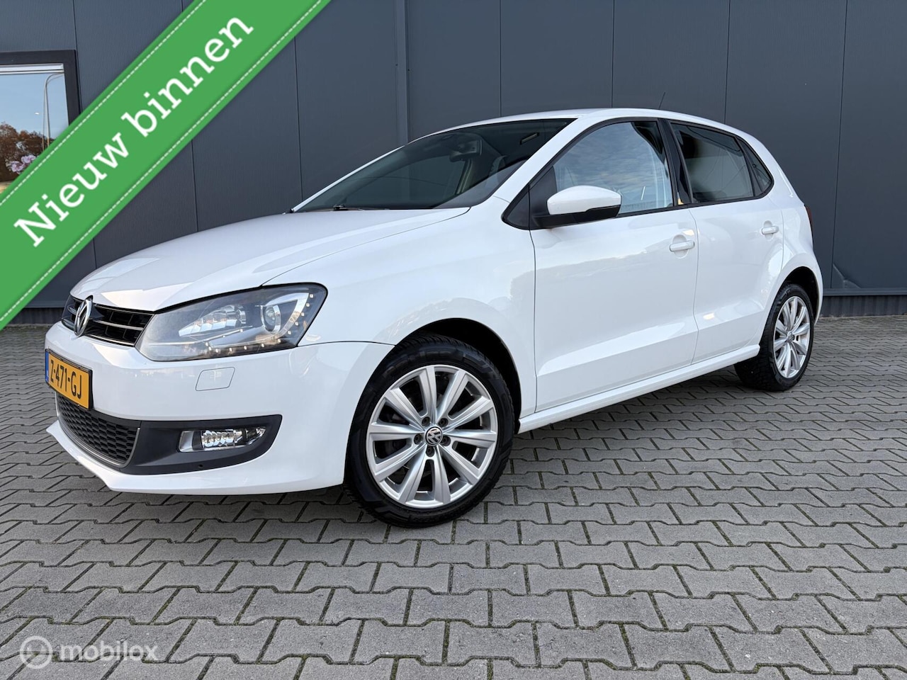 Volkswagen Polo - 1.2 TSI BlueMotion Highline CarPlay Xenon Stoelverwarming - AutoWereld.nl