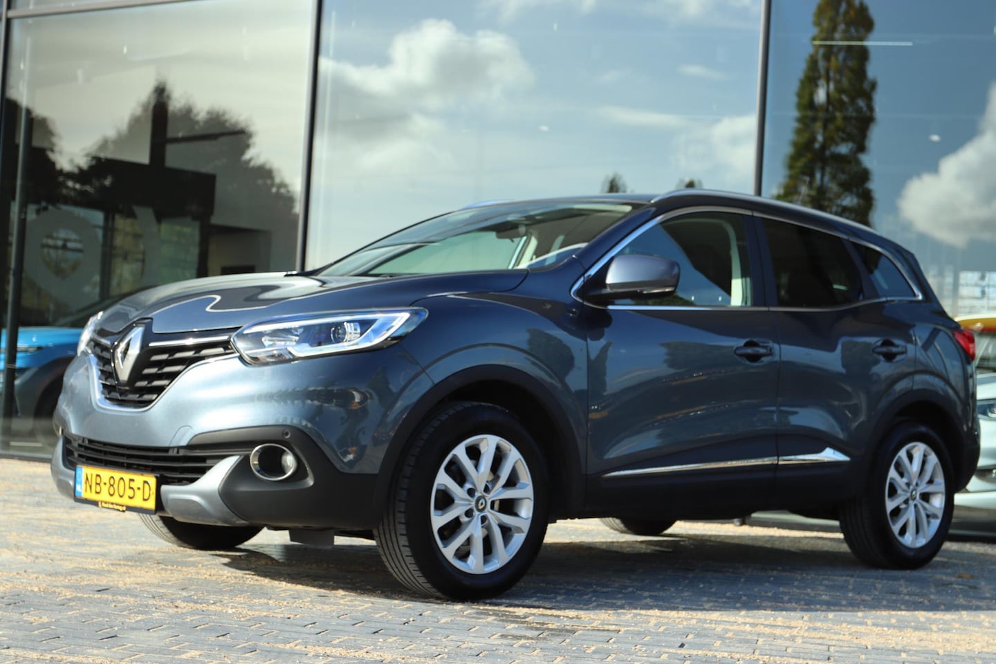 Renault Kadjar - 1.2 TCE INTENS | 1E EIG. NAP | CAMERA | KEY-LESS | DODEHOEK - AutoWereld.nl