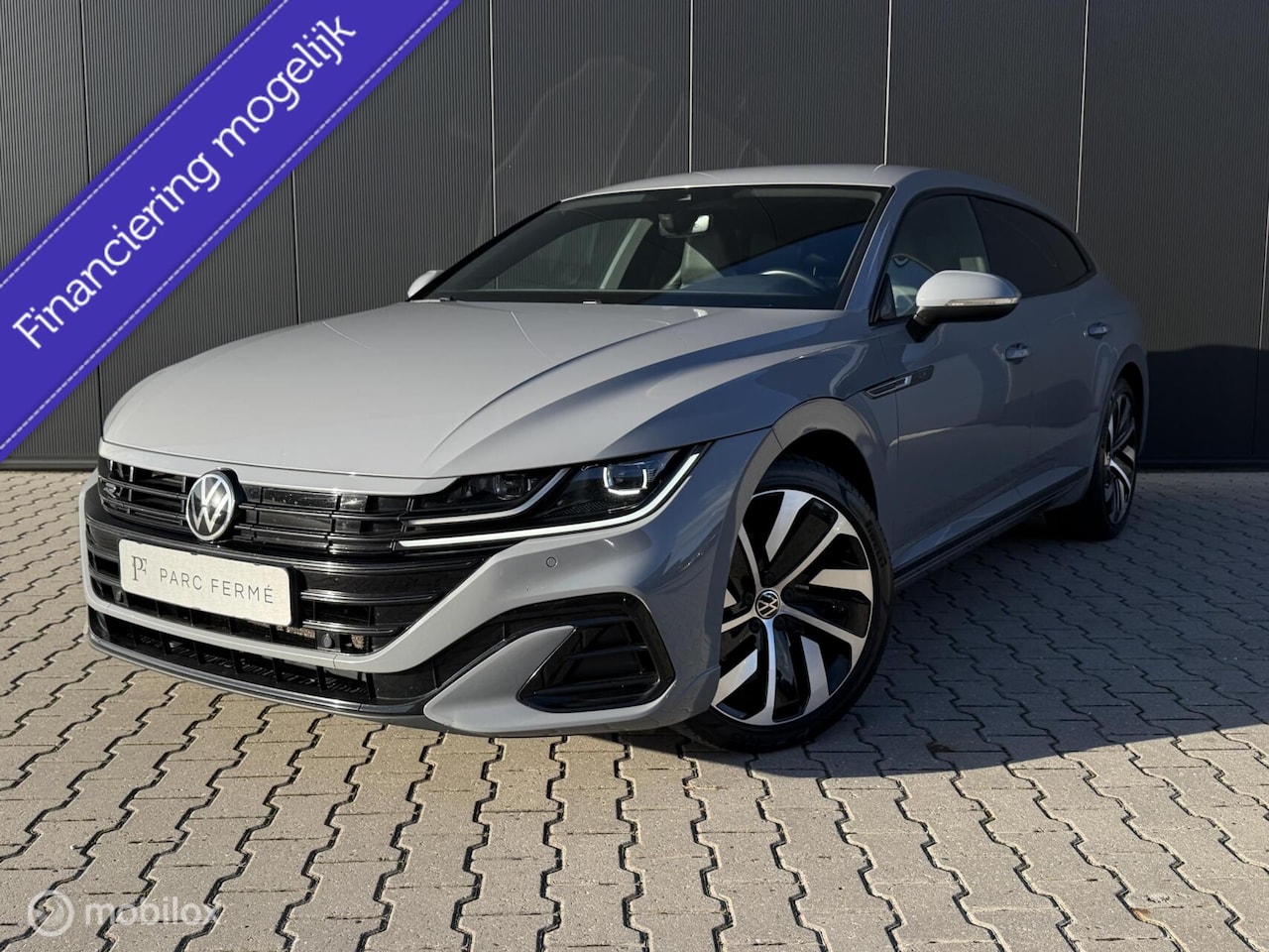 Volkswagen Arteon - 1.4 TSI PHEV R-Line/Leder/Memory/IQ/ACC 1.4 TSI eHybrid R-Line Business+ - AutoWereld.nl