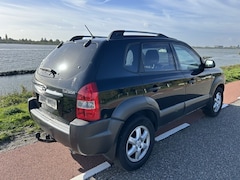 Hyundai Tucson - 2.0i Dynamic auto is als nieuw