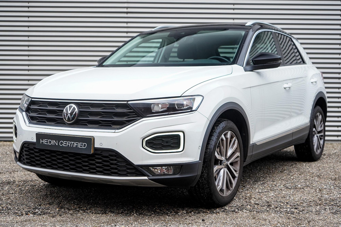 Volkswagen T-Roc - 1.5 TSI Sport / Nederlandse Auto / Dode hoek detectie / El. Schuifdak - AutoWereld.nl