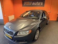 Volvo S80 - 2.5 TURBO / AUTOMAAT / SUMMUM / VELE OPTIES
