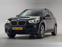 BMW X1 - sDrive20i Executive Sportline Aut. [ Trekhaak (1800kg) LED Navi PDC Clima ]