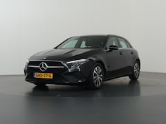 Mercedes-Benz A-klasse - 180 Star Edition | Parkeerpakket | Widescreen | Stoelverwarming | Apple Carplay |