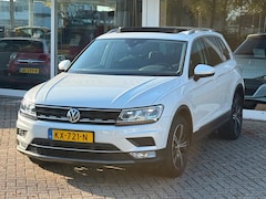 Volkswagen Tiguan - 1.4 TSI Highline|Org NL|Pano|DSG|Leer|massage