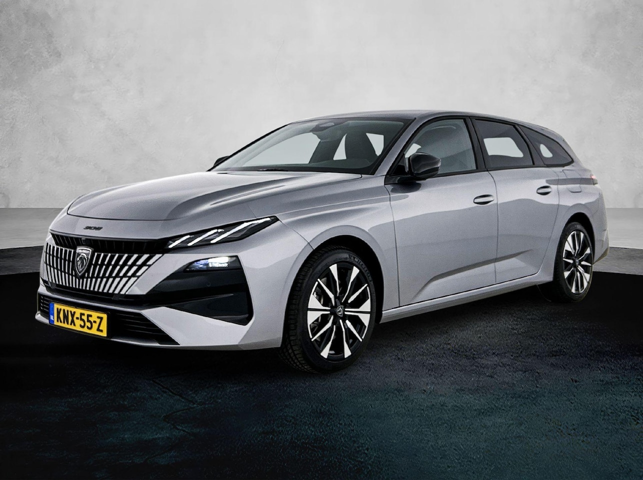 Peugeot 308 SW - 1.6 Plug-in Hybrid 195pk Allure Automaat | 360 Camera | Alarmklasse 3 | Adaptieve Cruise C - AutoWereld.nl
