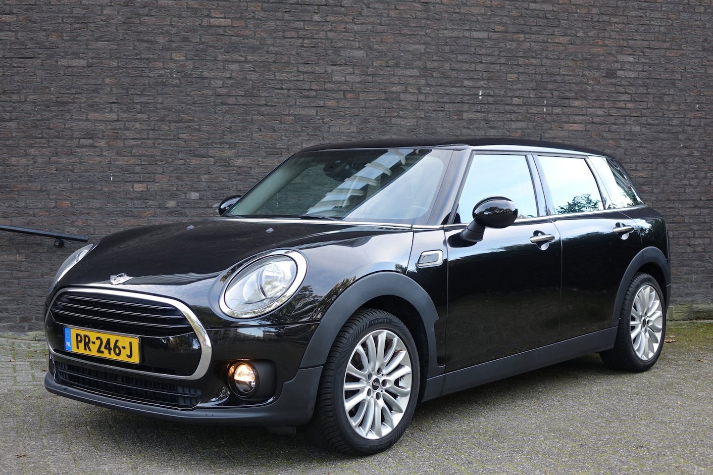 MINI Clubman - 1.5 One Pepper - AutoWereld.nl